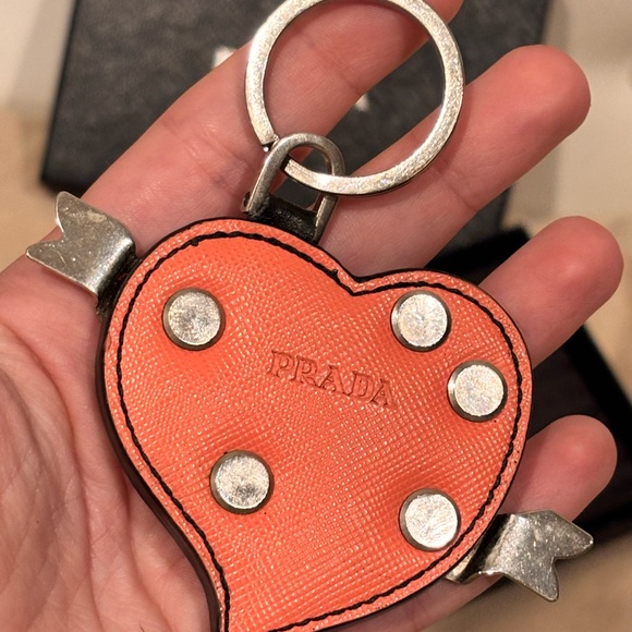 Prada Saffiano ‘Trick’ Coral Leather Studded Heart Keychain W/ Box - Picture 8 of 16